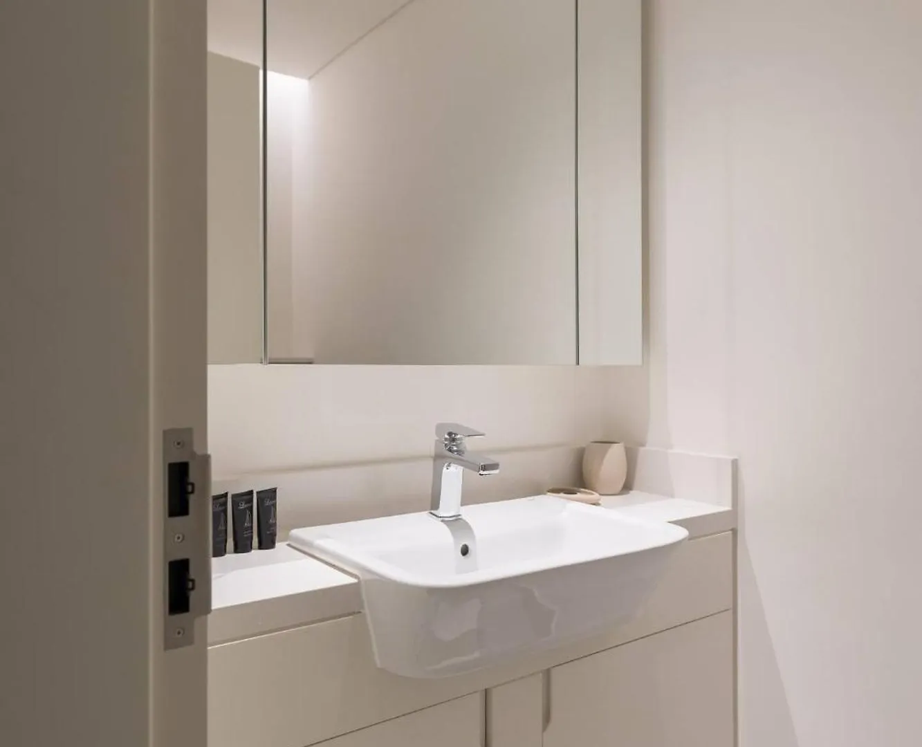Ahad Residences 1 Bd- 15Mins Walk To Dubai Mall Apartment